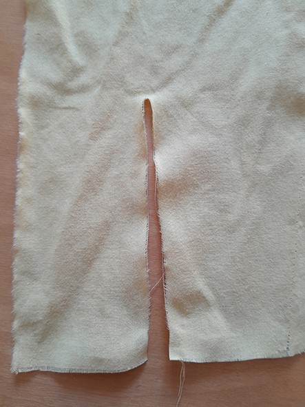 tissu_dechire.jpg